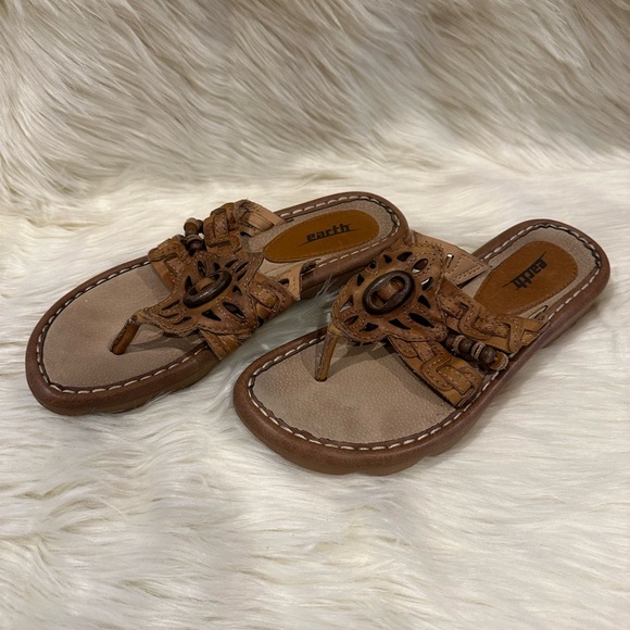 Earth Leather Womens Comfort Sandals Flip Flop Wooden Beads Wander Sand Brown 7 - Picture 5 of 5